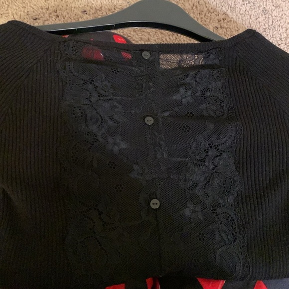 NEW Black base sweater - Picture 4 of 7